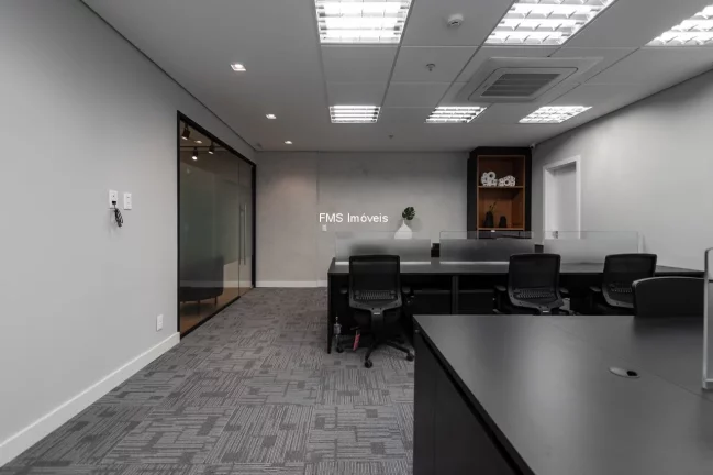 Imagem Conjunto mobiliado com 120m2 na Vila Olímpia.
