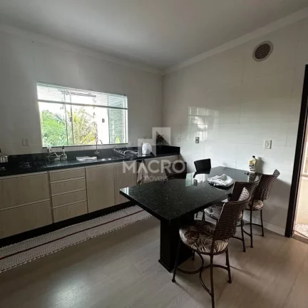 Imagem Casa Sobrado | Barra do Rio Cerro | 6 quartos (2 suítes) | 248m²