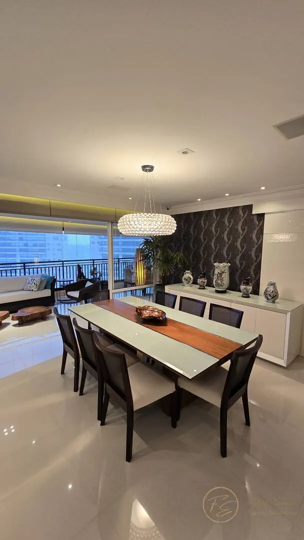 Imagem 229m²