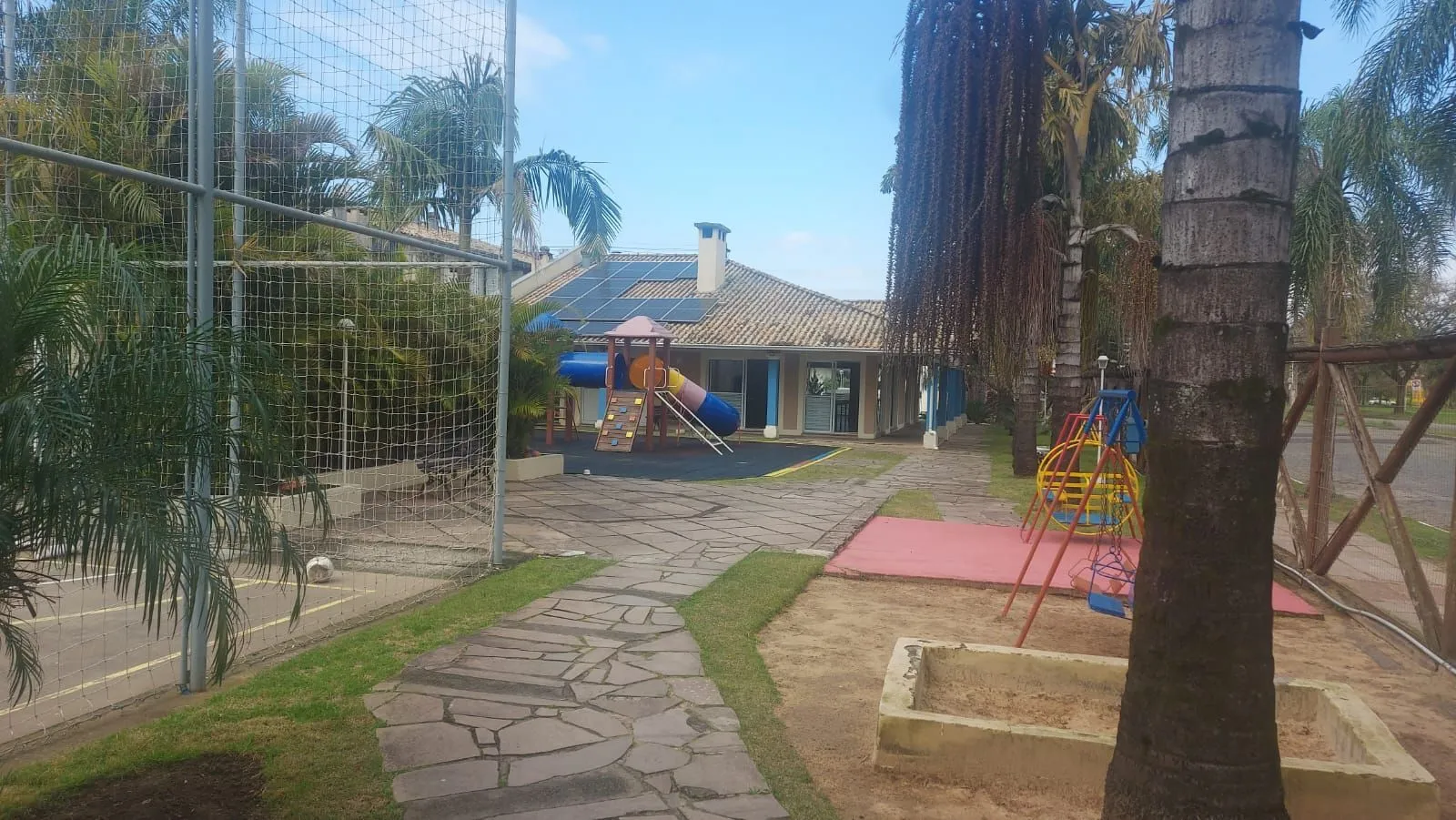 Imagem Oportunidade! Casa com 4 dormitórios no bairro Humaitá!!!