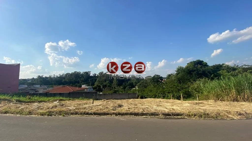 Imagem Terreno Comercial à Venda em Valinhos-SP - Bairro Lenheiro 468,00 m² de Área Disponível!