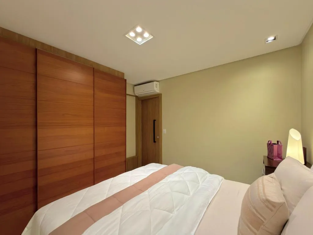 Imagem Apartamento 4 Dormitórios - Bairro Navegantes