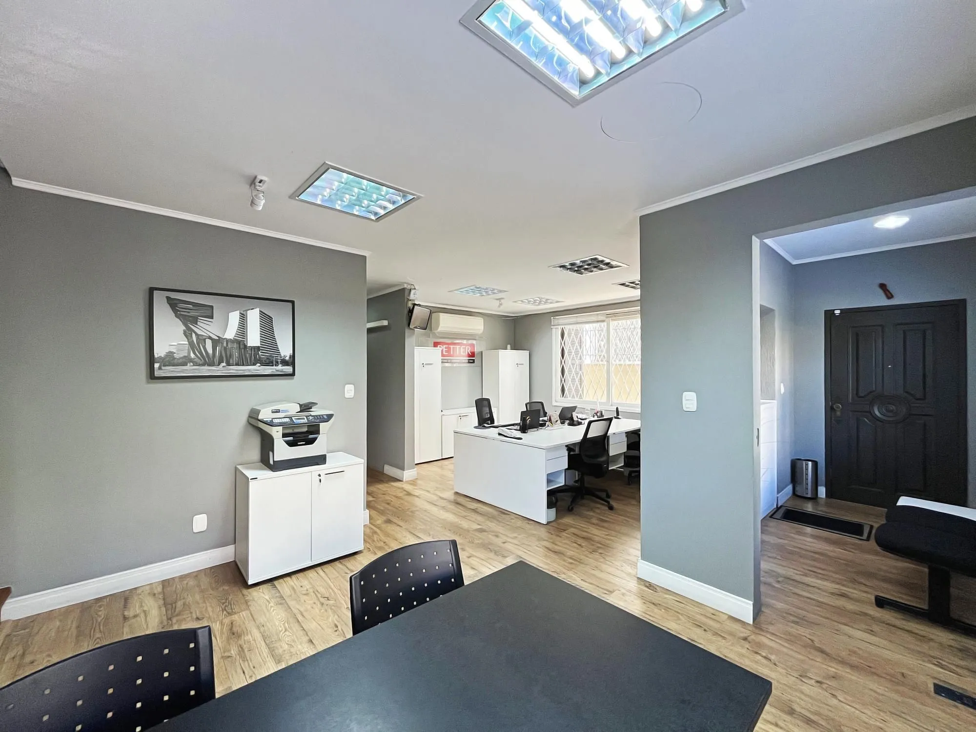 Imagem Excelente Casa comercial para comprar com 250m² na Avenida Palmeira