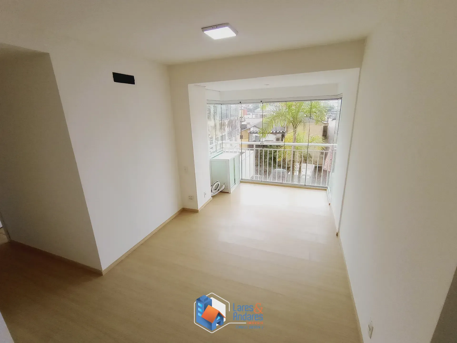 Imagem APARTAMENTO PARA LOCAÇÃO COM EXCELENTE LOCALIZAÇÃO, 2 DORMS, SALA AMPLA COM SKIN GLASS, AMPLA INFRAESTRUTURA DE LAZER, 1 VG - LAUZANE PAULISTA - SP.