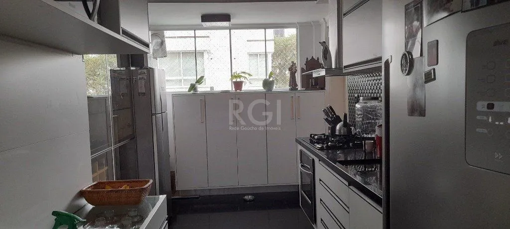 Imagem Apartamento para Venda - 143.28m², 3 dormitórios, sendo 1 suites, 1 vaga - Petrópolis