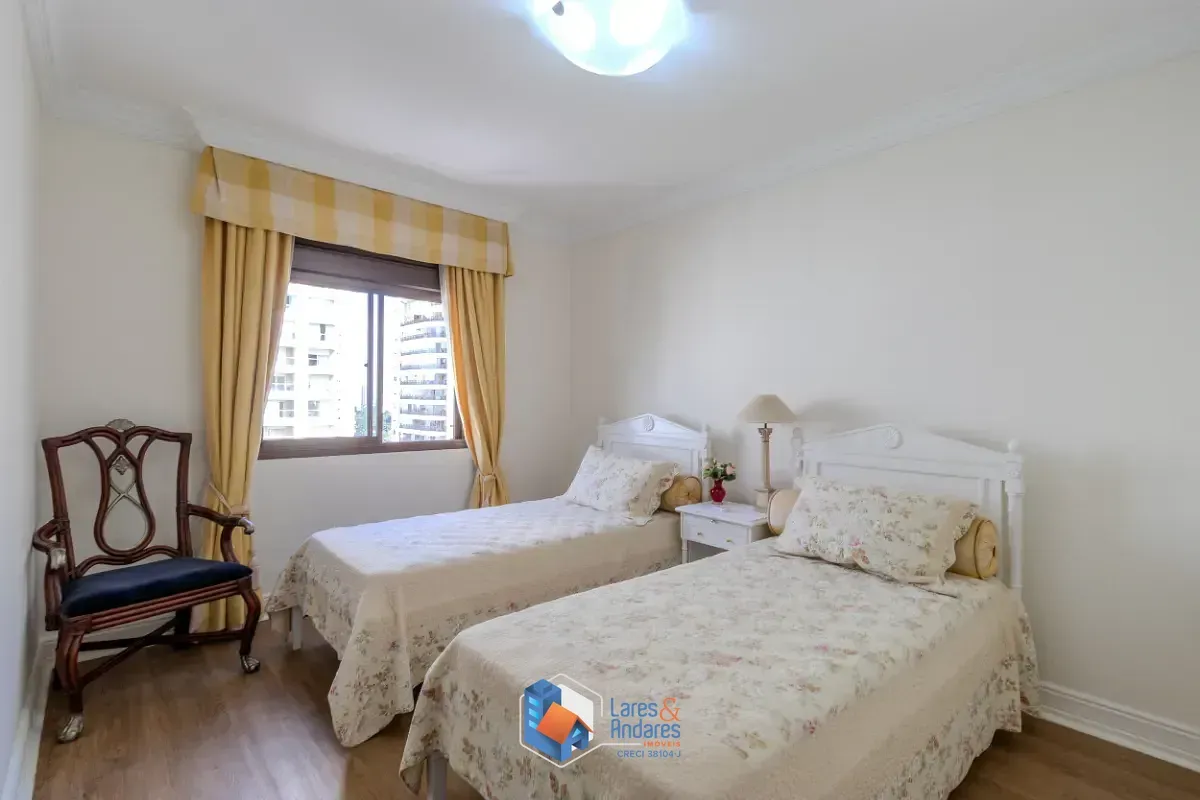 Imagem Apartamento para venda em Campo Belo com 4 quartos, sendo 4 suítes, 178m²