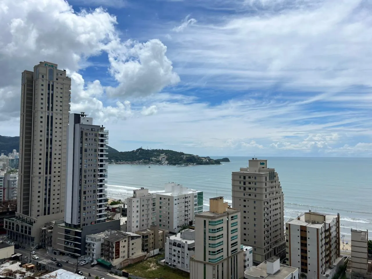 Imagem Apartamento com vista para o mar à venda com 59.5m2 por R$ 850.000,00
