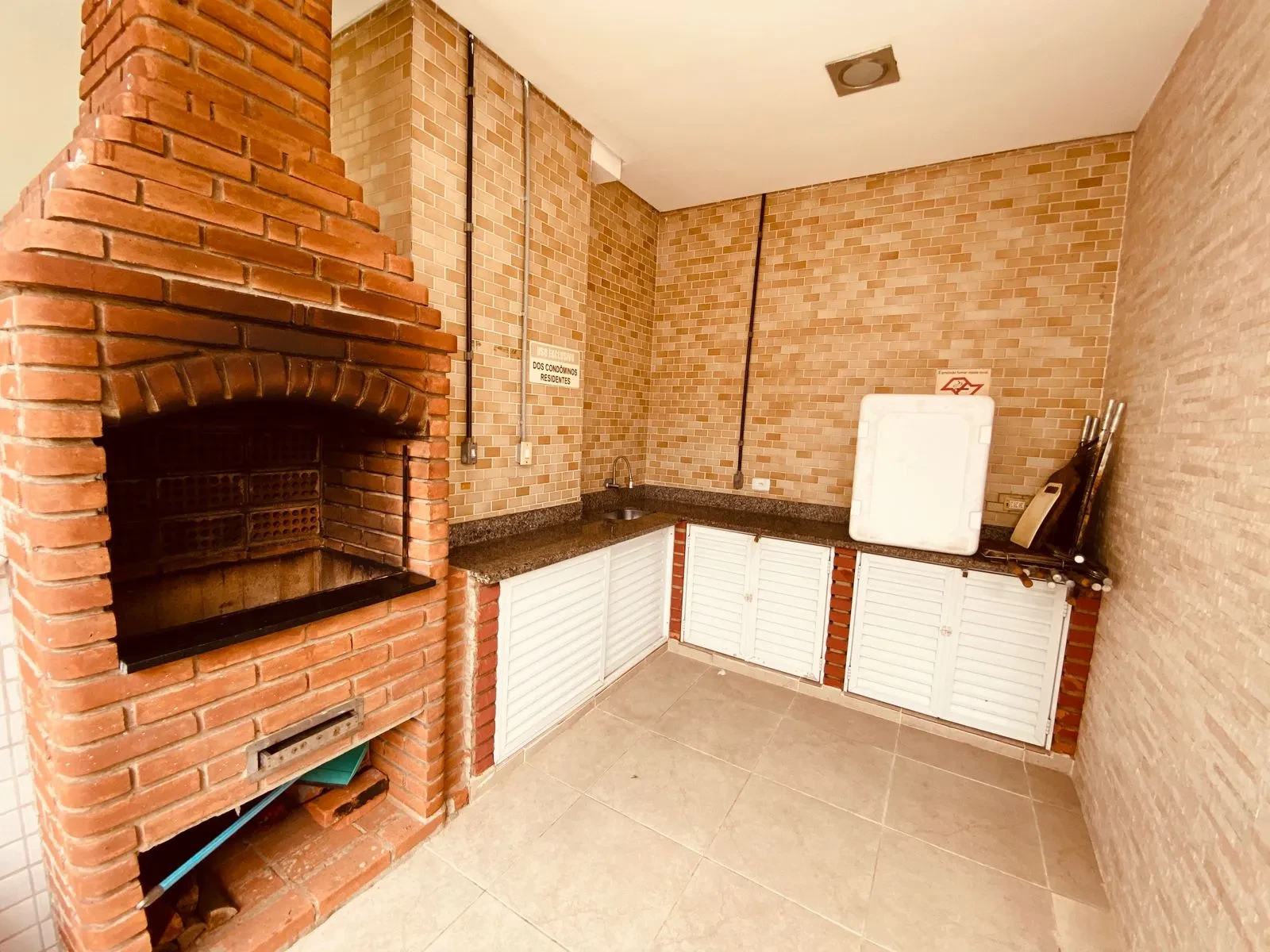 Imagem Apartamento com 2 Quartos à Venda, 63 metros em Estuário - Santos
