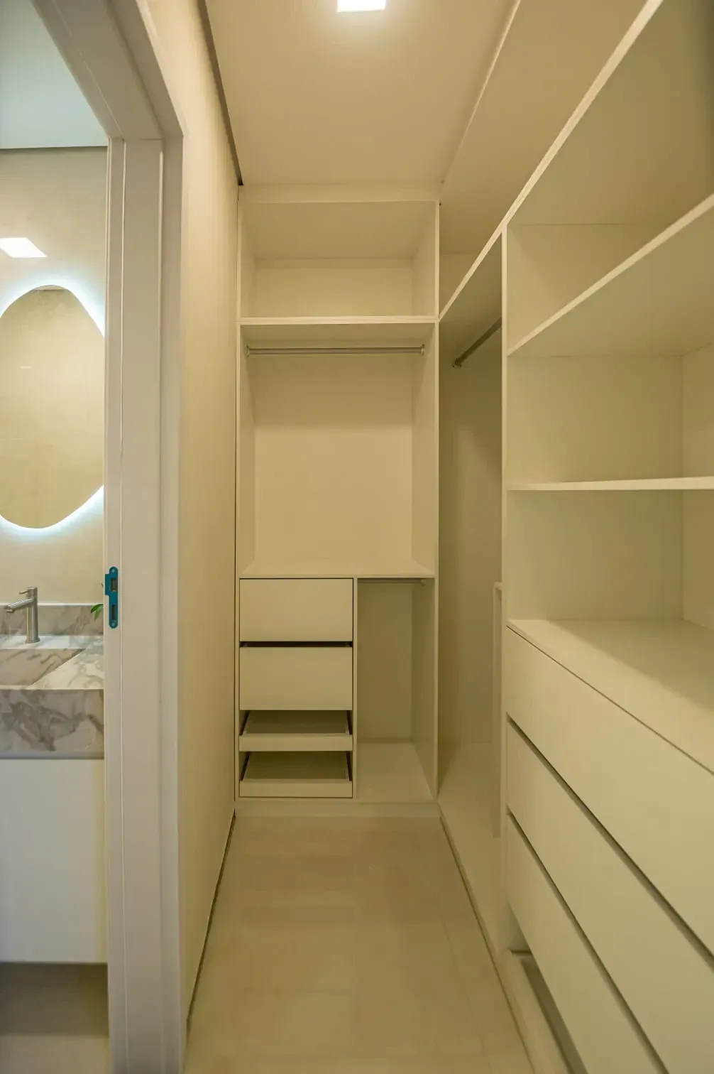 Imagem Casa de Condomínio com 3 Quartos à Venda, 144 m² em  - EUSEBIO