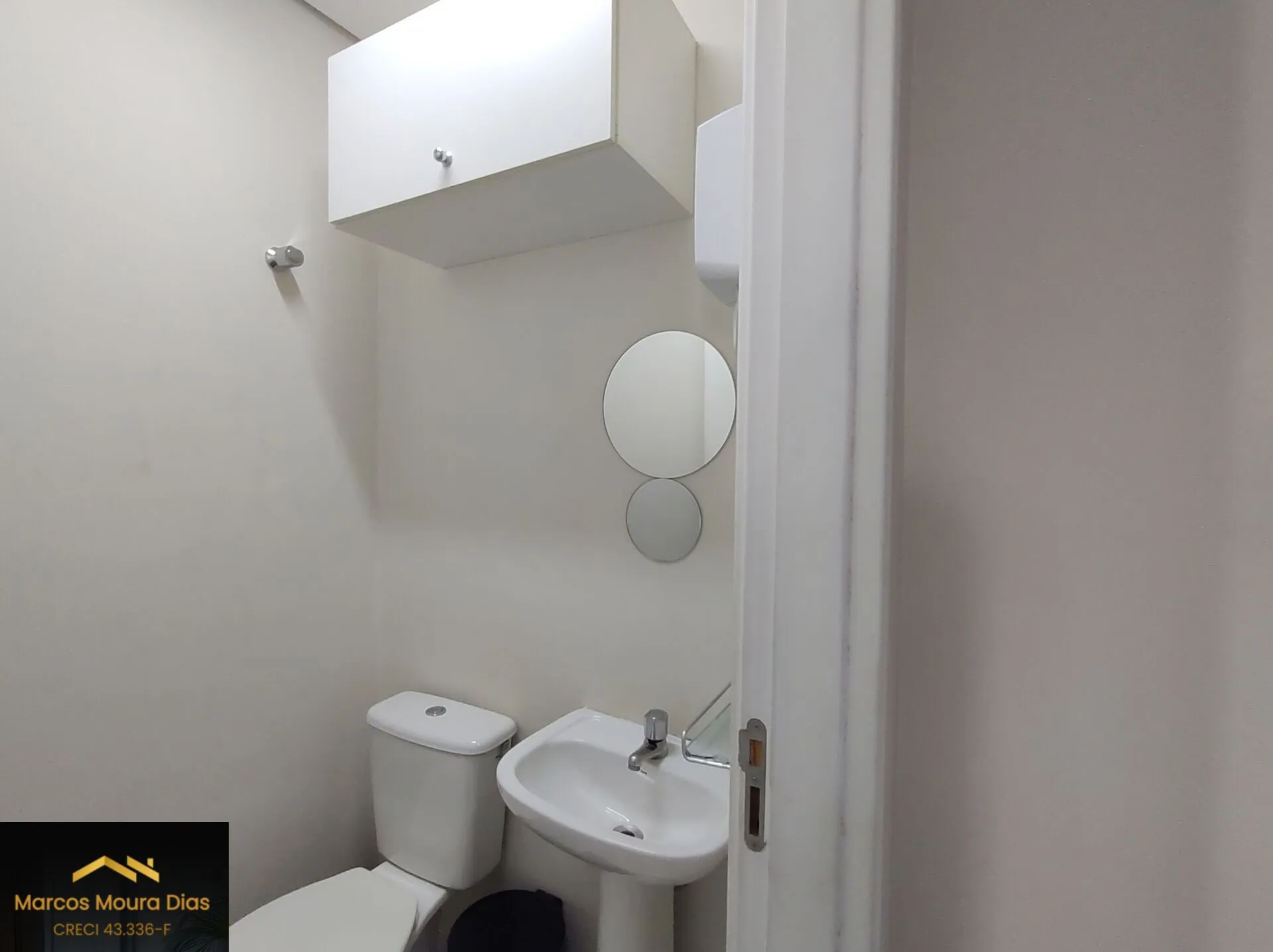 Imagem Conjunto mobiliado com ar condicionado à venda, 33 m², 2 banheiros e 1 Vaga de Garagem - Pompeia - São Paulo/SP