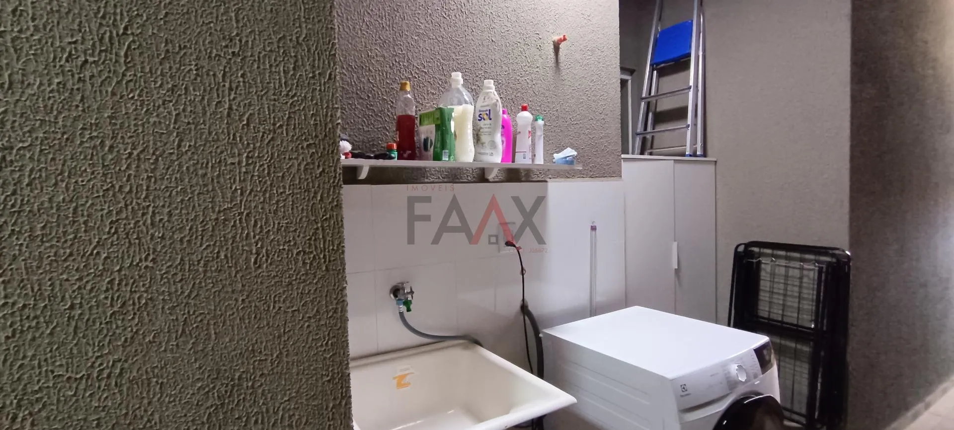 Imagem Excelente casa com Quarto mais Closet no Morro Alto em Guarapuava