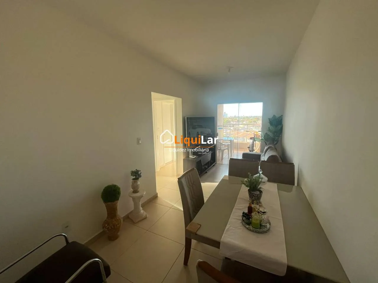 Imagem Condomínio Villas de Saragoça | Porteira Fechada, 2 Quartos, Suíte e Sacada Gourmet