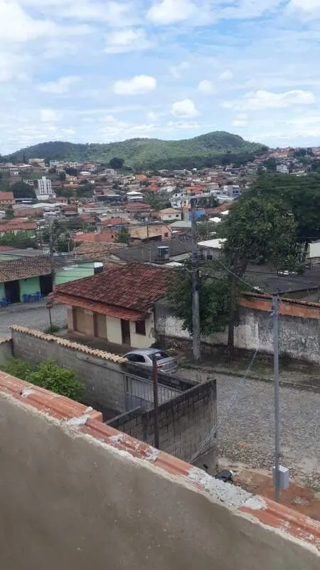 Imagem Casa duplex à venda, 2 quartos, 1 vaga, Esplanada - Santa Luzia/MG