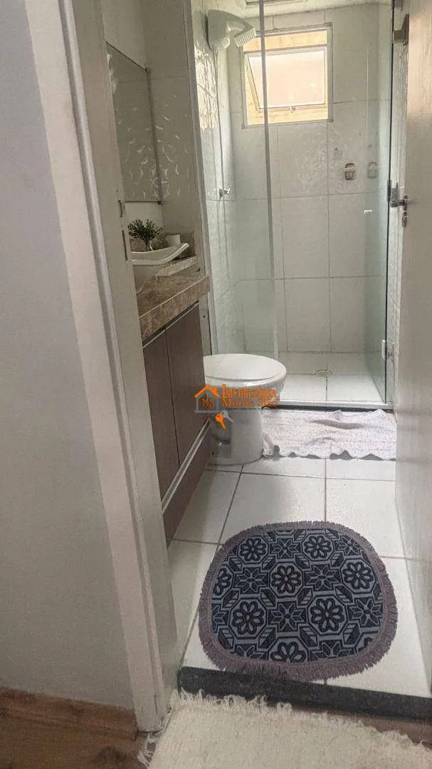 Imagem Apartamento com 2 dormitórios à venda, 47 m² por R$ 255.000,00 - Água Chata - Guarulhos/SP