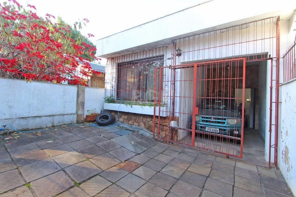 Imagem Casa para Venda - 160m², 4 dormitórios, sendo 1 suites, 3 vagas - Medianeira