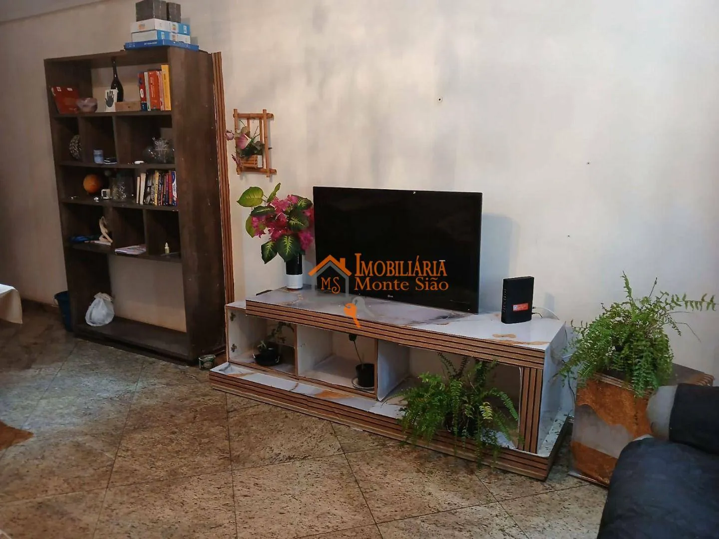 Imagem Sobrado com 4 dormitórios à venda, 300 m² por R$ 850.000,00 - Vila Augusta - Guarulhos/SP