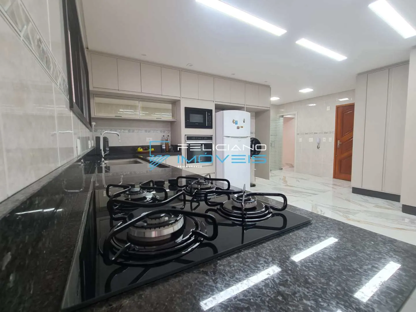 Imagem Apartamento com 3 quartos, Guilhermina, Praia Grande - R$ 1.1 mi, Cod: 6581