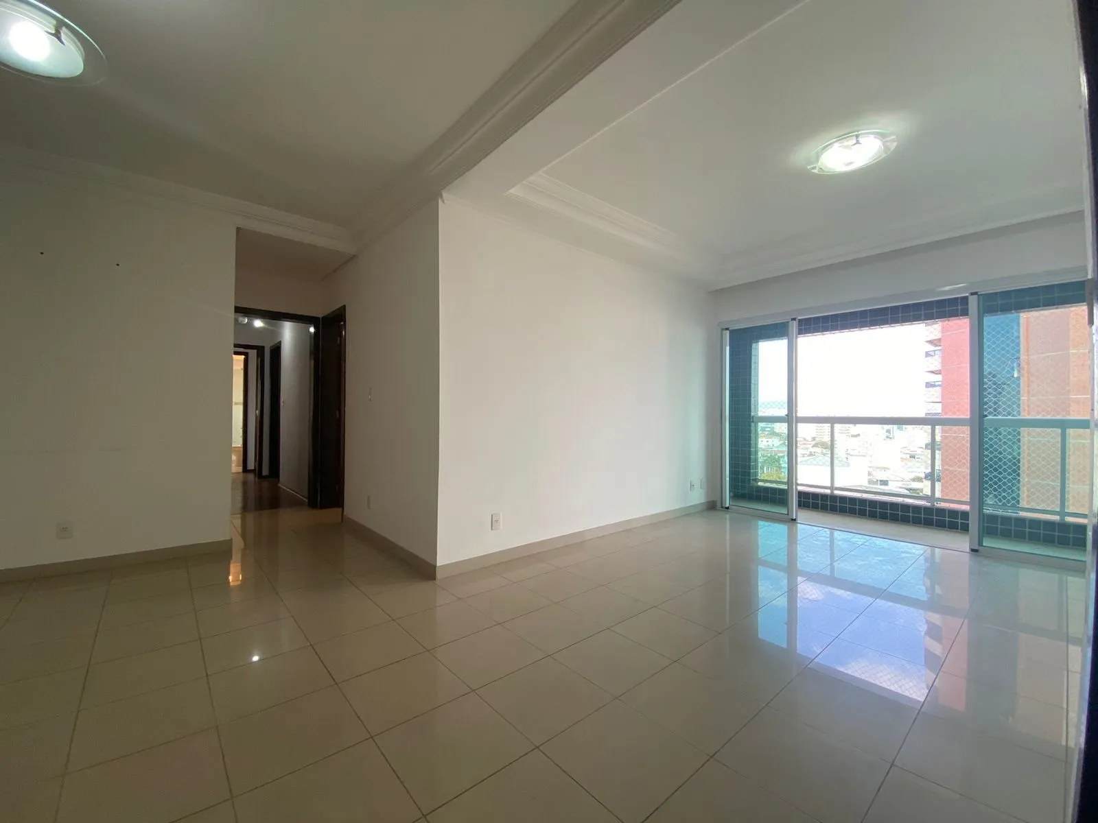 Imagem Lindo Apartamento de 148M² Condomínio Edifício Ettore Marangoni de 3 Suítes