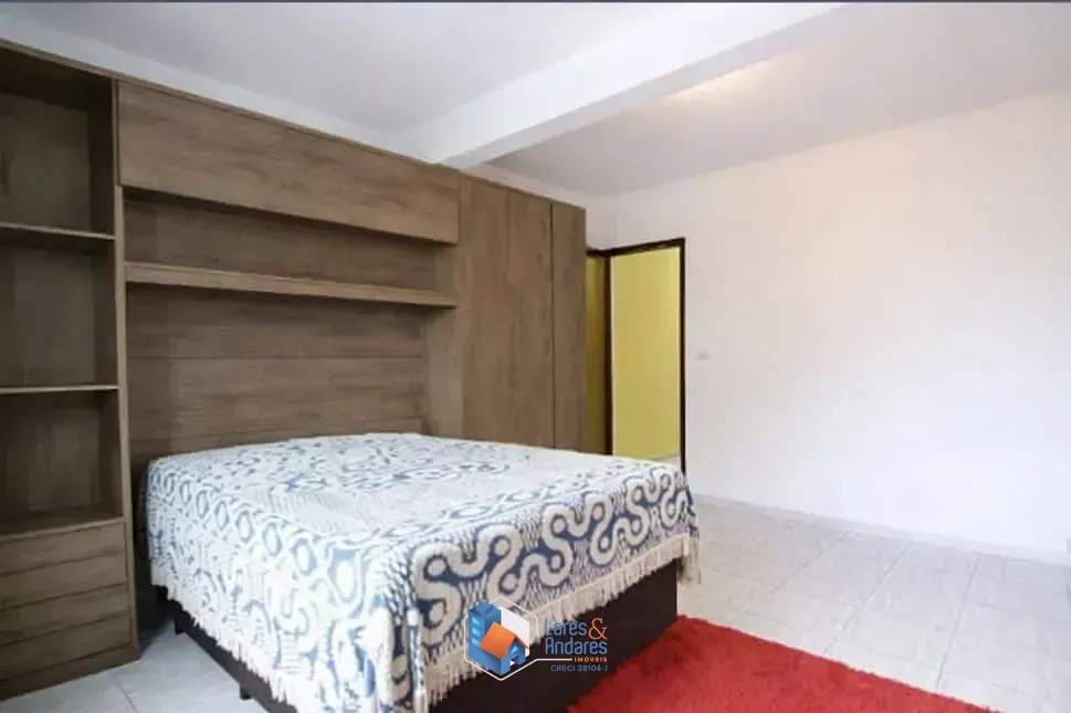 Imagem Sobrado para venda em Chácara Inglesa com 3 quartos, sendo 1 suíte, 86m²