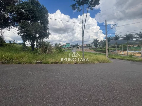 Imagem Terreno à venda no bairro Três Poderes - Igarapé/MG.