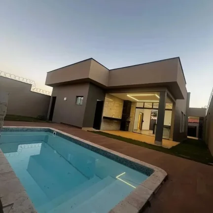 Imagem Casa 3 Quartos Sendo 2 Suites Sozinha No Lote Em Senador Canedo