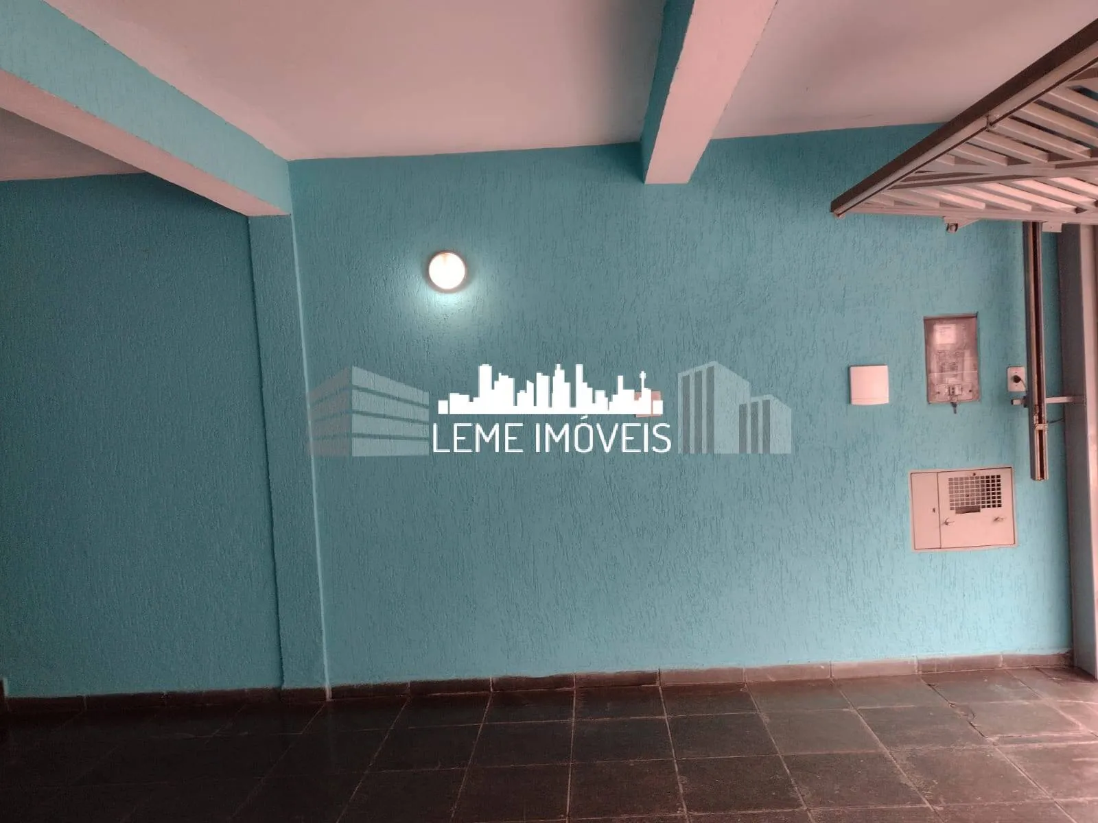 Imagem LINDO SOBRADO! ACEITA FINANCIAMENTO HABITACIONAL E UTILIZAÇÃO DO FGTS!!!