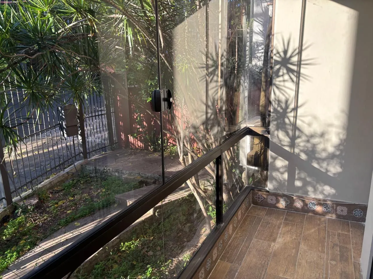 Imagem vende apto de dois quartos próximo ao parcão