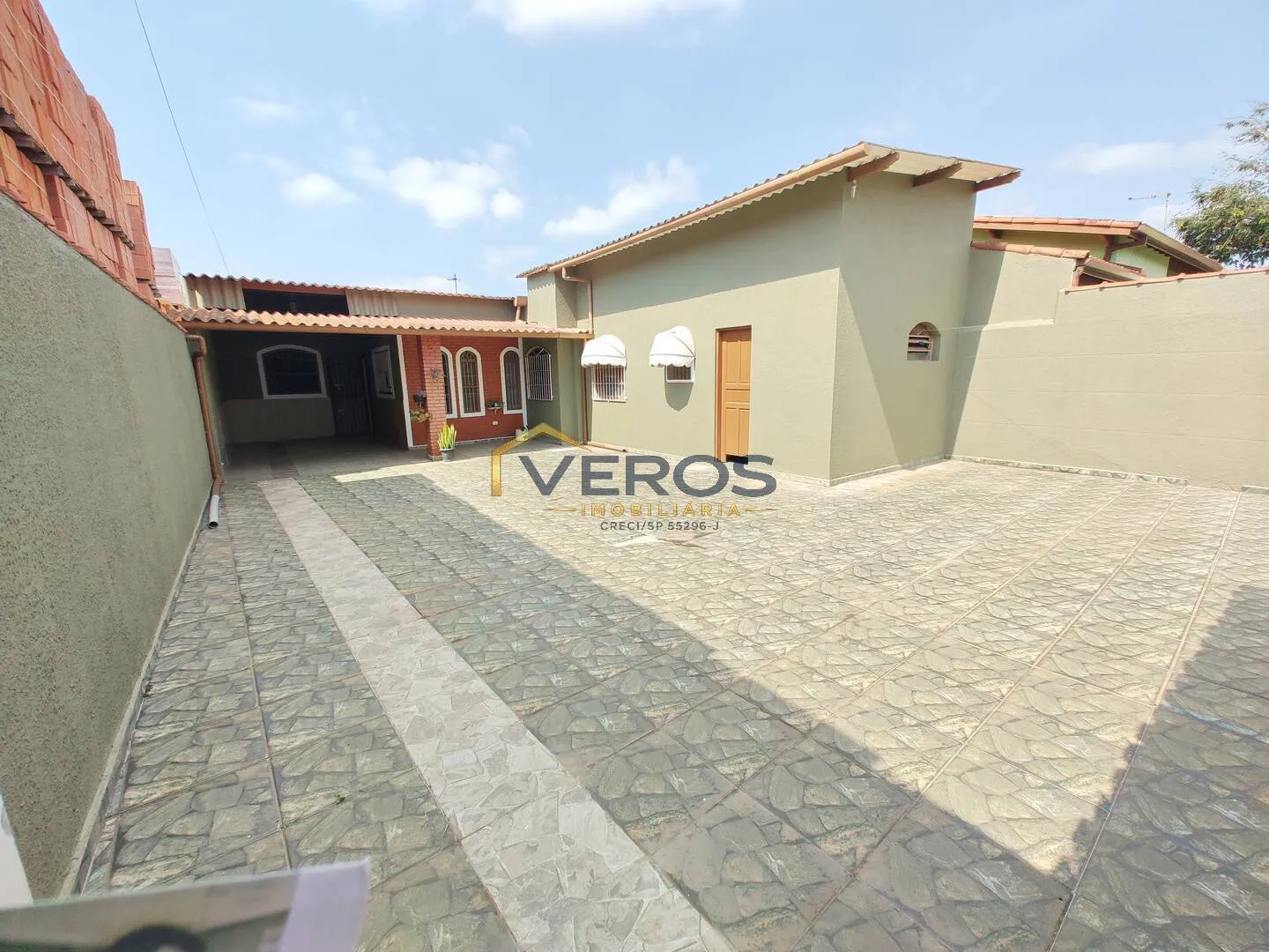 Foto do imóvel Casa com 03 quartos a venda na Praia das Palmeiras em Caraguá