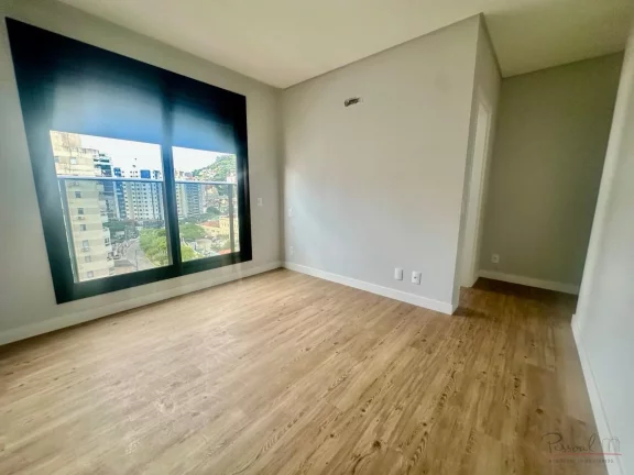 Imagem O Residencial Bosco é a sua chance de morar na rua mais charmosa da cidade: na Avenida Hercílio Lu...