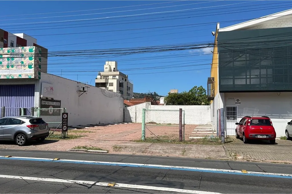 Foto do imóvel Terreno à venda em Porto Alegre, Partenon, 750m2 em Ipiranga