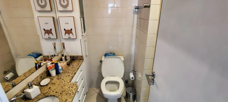 Imagem Apartamento com 3 Quartos à Venda, 74 m² em Cabral - Curitiba
