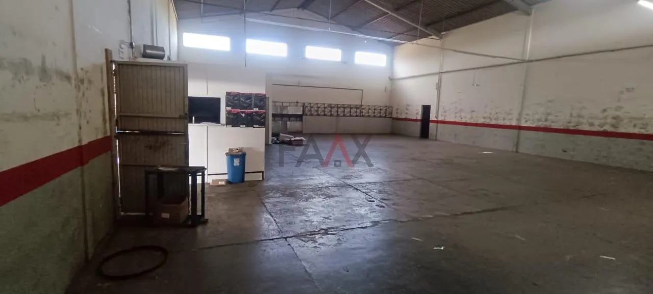 Imagem Barracão, Área Comercial para Locação às Margens da BR com 2.700m