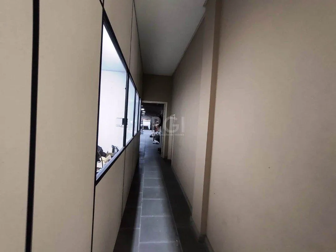 Imagem Loja para Venda - 461m² - bairro Tristeza