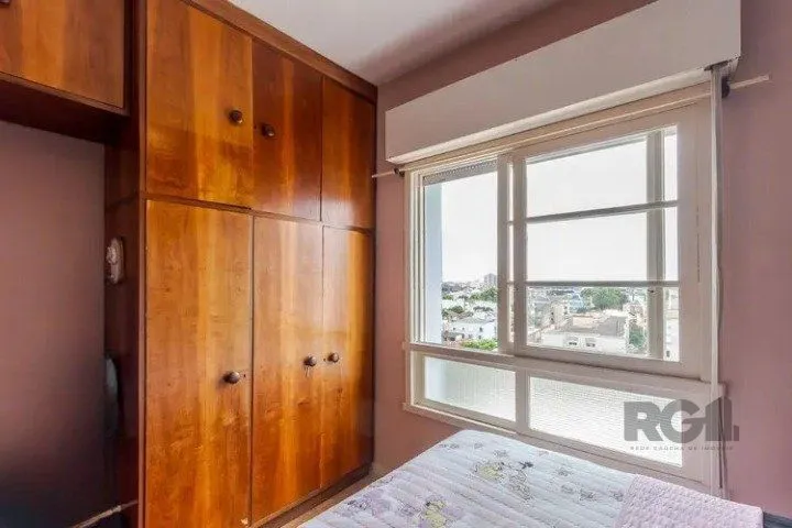 Imagem Apartamento 02 dormitórios no Bairro Floresta em Porto Alegre
