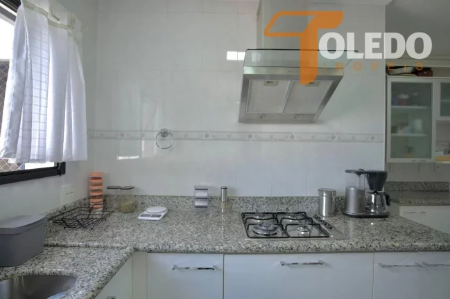 Imagem Apartamento 4 ou + dormitórios para Venda em São Paulo / SP no bairro Tatuapé