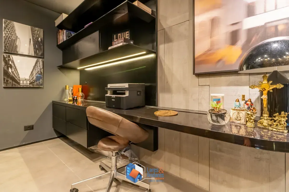 Imagem Duplex para venda em Cerqueira César com 2 quartos, sendo 2 suítes, 197m²