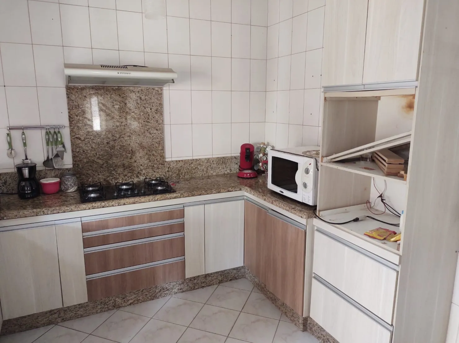 Imagem Casa à venda 3 Quartos, 1 Suite, 2 Vagas, 500M², Residencial Mombaça, Pindamonhangaba - SP