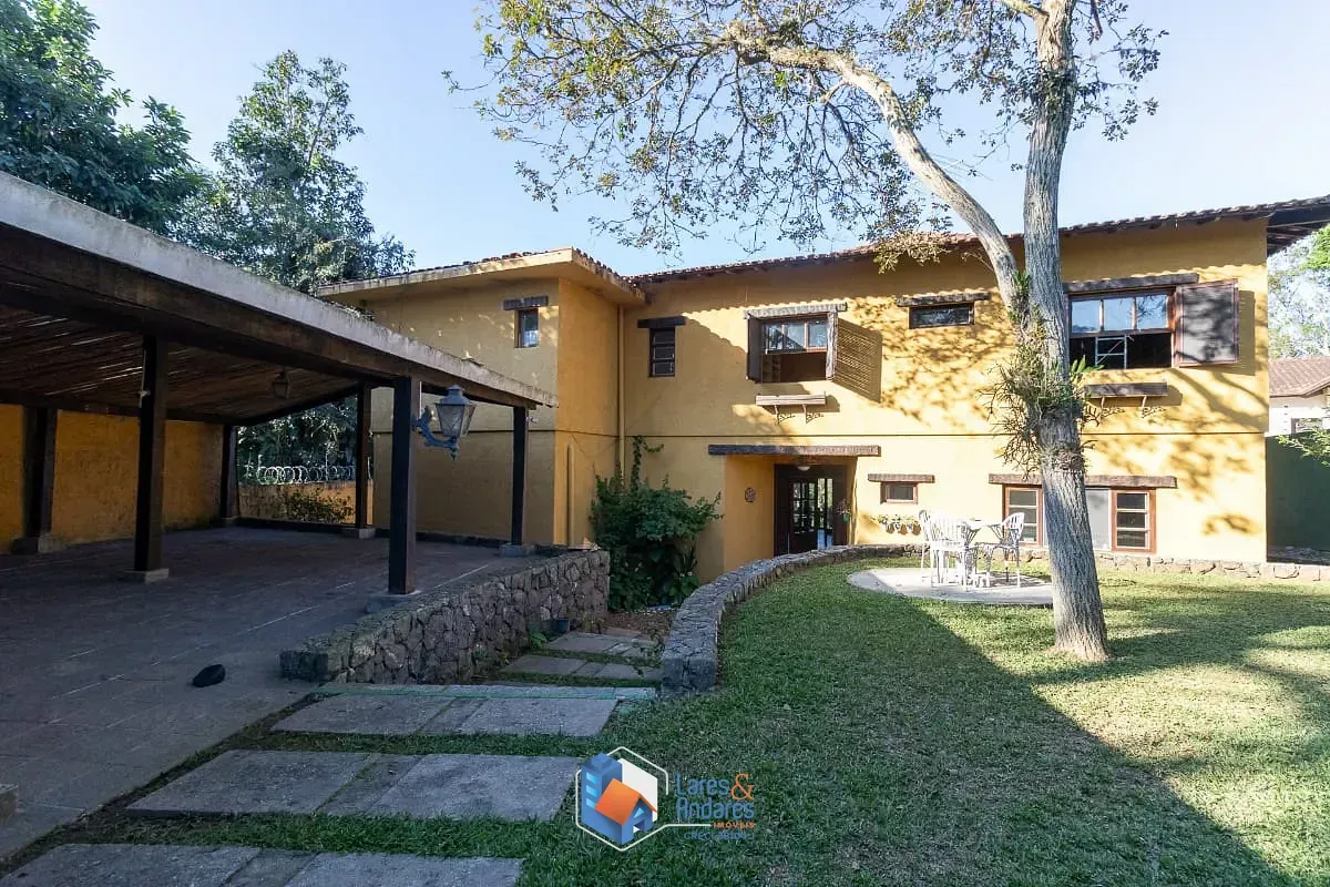 Imagem Casa comercial para venda em Guarapiranga, 650m²
