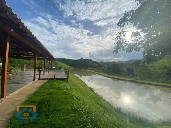 Imagem Chácara / Casa alto padrão em condomínio fechado em Iapu - Condomínio Cantos da Mata