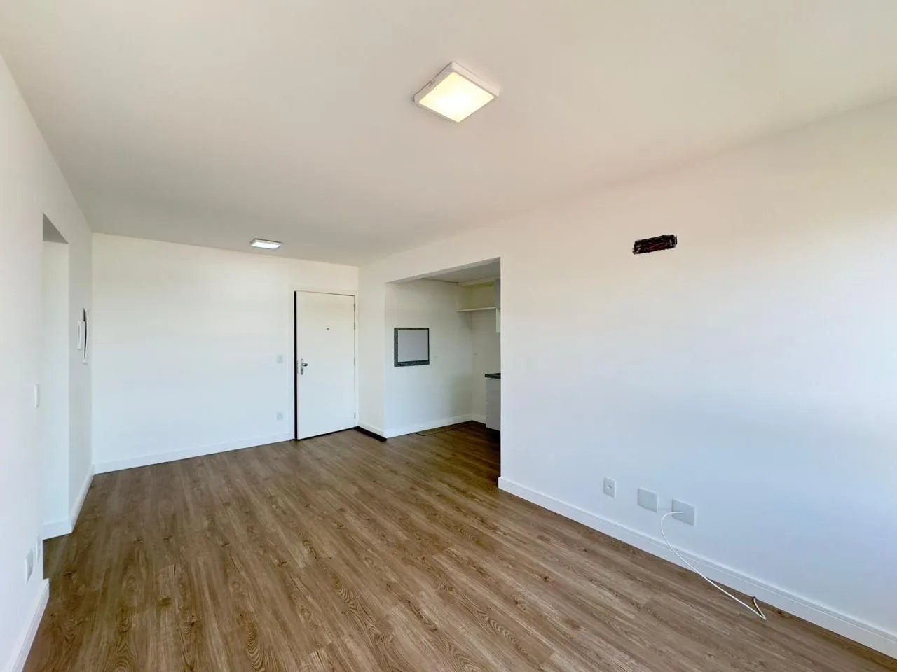 Imagem Apartamento à venda em Porto Alegre, Vila Ipiranga, com 2 quartos, 68m2