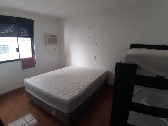 Imagem APARTAMENTO MOBILIADO, NO CALÇADÃO, 50 METROS DA PRAIA NA PITANGUEIRAS - GUARUJÁ