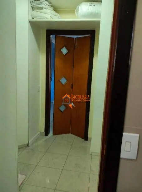 Imagem Sobrado com 2 dormitórios à venda, 280 m² por R$ 902.000,00 - Jardim Santa Clara - Guarulhos/SP