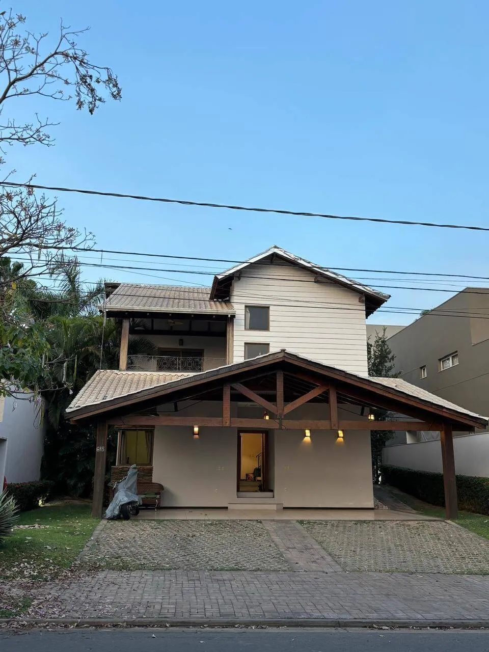 Imagem Sobrado 4 suítes Condomínio Alphaville 1 Bairro Jardim Itália