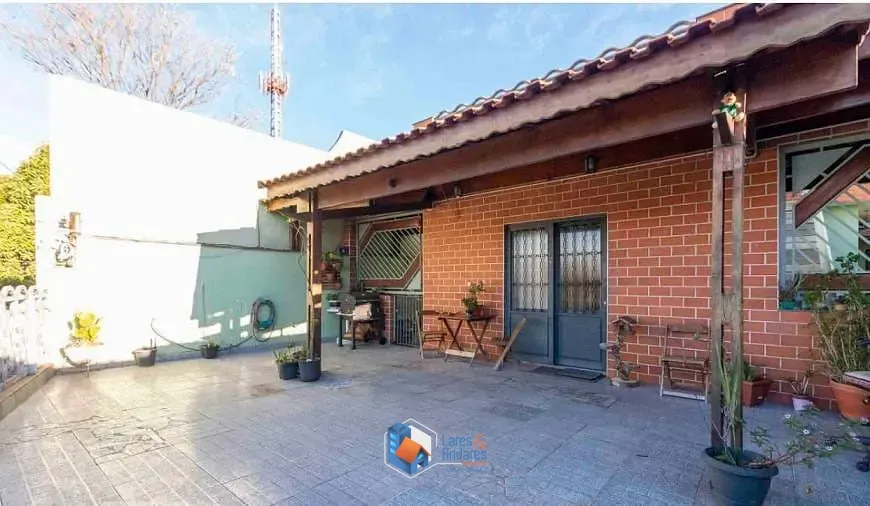 Imagem Sobrado à venda com 3 quartos , 5 banheiros e 3 vagas de garagem , bom para morar e excelente para investidor Vila Carmosina, São Paulo, SP