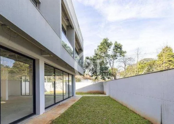 Imagem Casa em condomínio, 4 suítes, Alto da Boa Vista