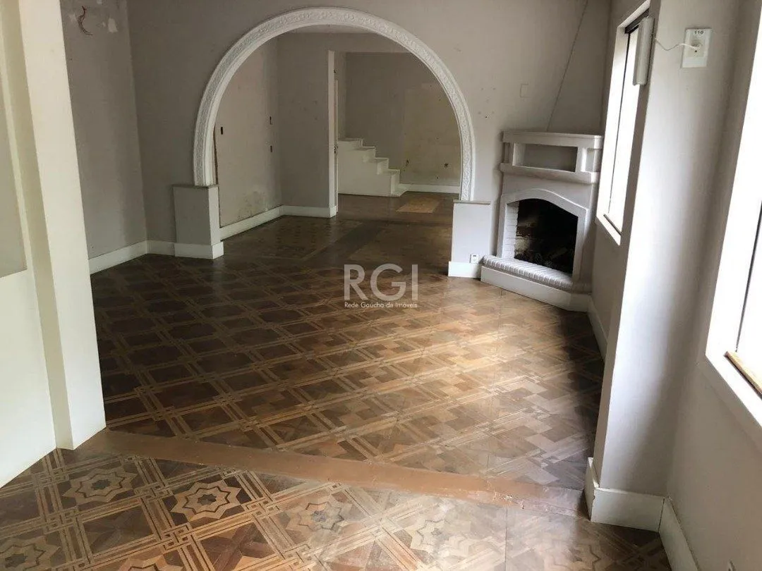 Imagem Casa Comercial para Venda - 0m², 0 dormitórios, Petrópolis