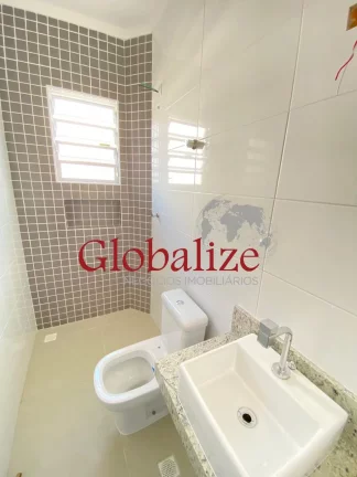 Imagem Casa com 2 quartos, sendo 1 suíte, Vaga de garagem pra carro e moto por R$ 649.000,00