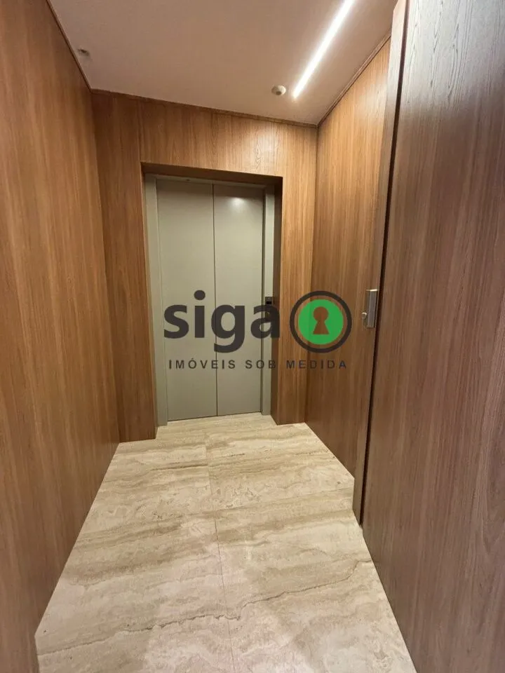 Imagem Residência de Alto Padrão na Cidade Jardim com 3 Suítes e 3 Vagas