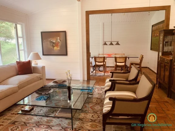 Imagem Casa maravilhosa em 1.488m2 no condomínio Palos Verdes, total reformada