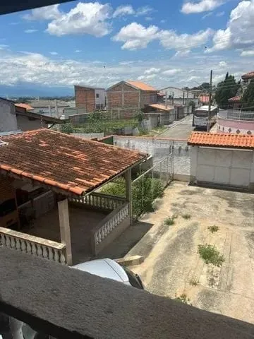 Imagem Casa à venda 2 Quartos, 1 Suite, 5 Vagas, 250M², Residencial Estoril, Taubaté - SP